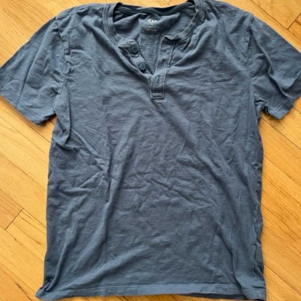 Gap Men's Navy Dark Blue Lived In T-shirt Size Small